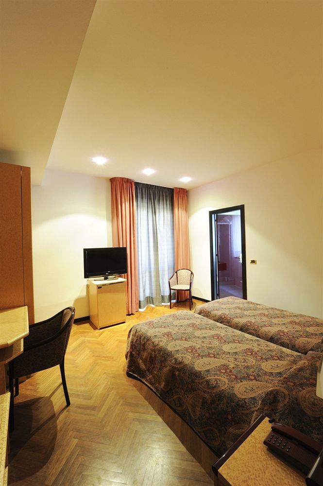Regent - In Pieno Centro Hotel San Benedetto del Tronto