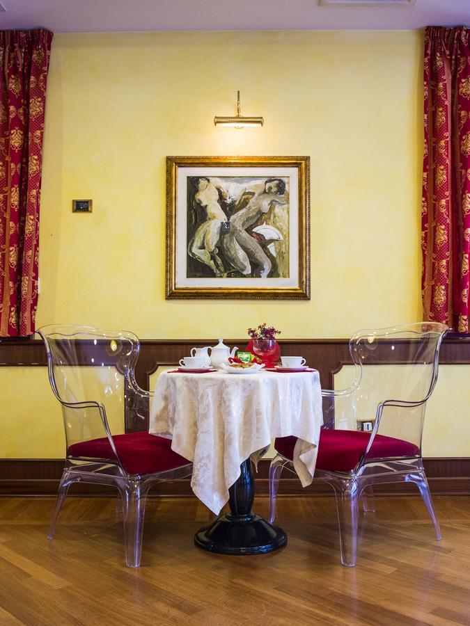 Hotel Regent - In Pieno Centro 4*