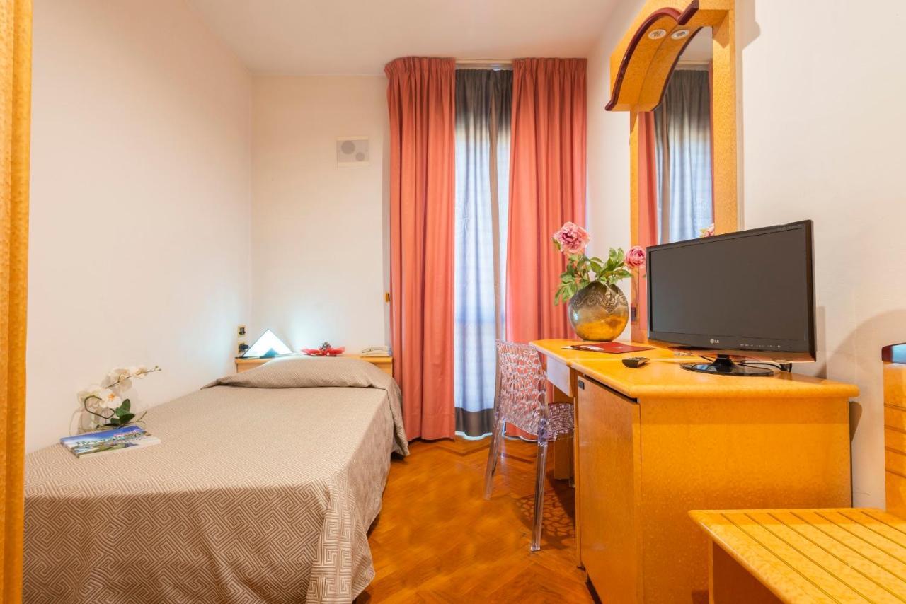 Hotel Regent - In Pieno Centro 4*
